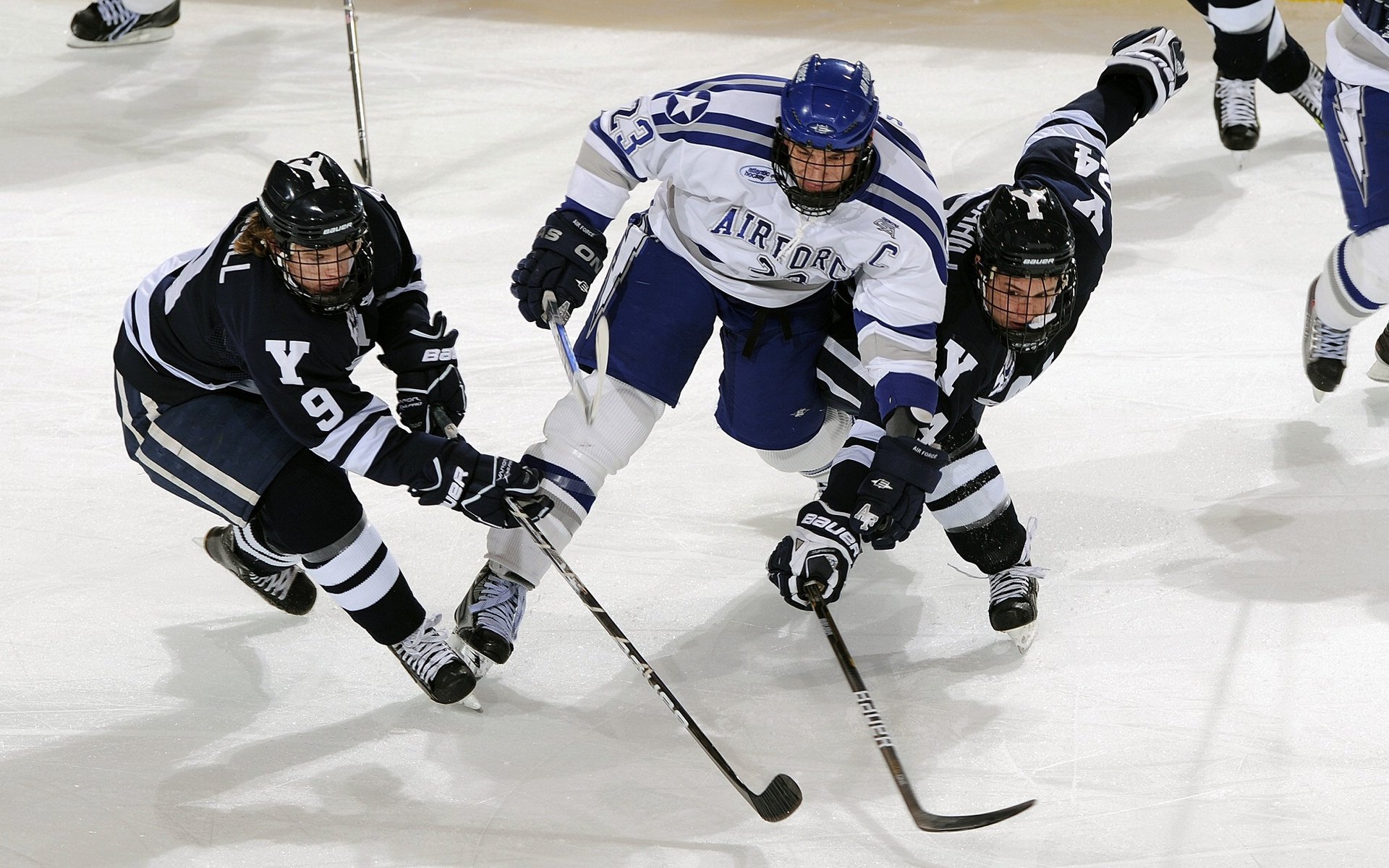 女篮姑娘的微笑让世界看到中国力量，女篮姑娘们